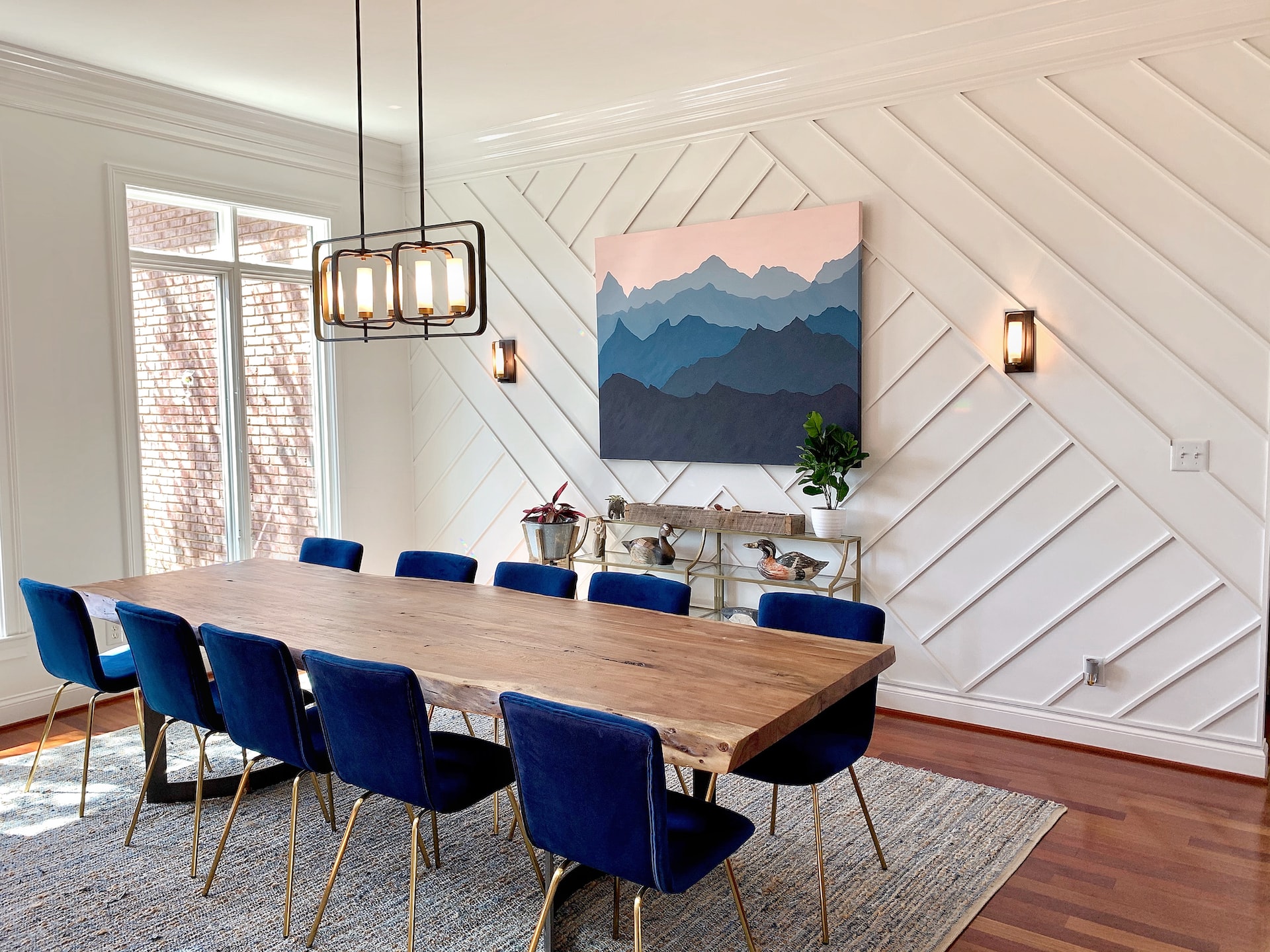 The Best Feng Shui Colors for Your Dining Room